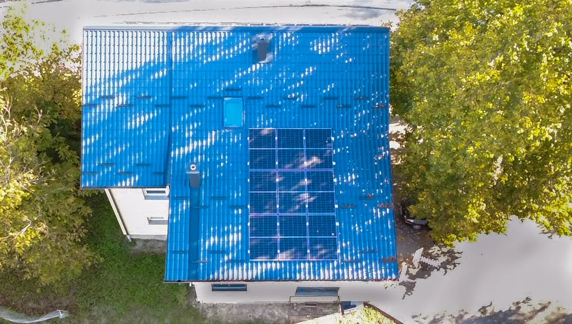 Solarna elektrana, pogled dronom, Prekvršje