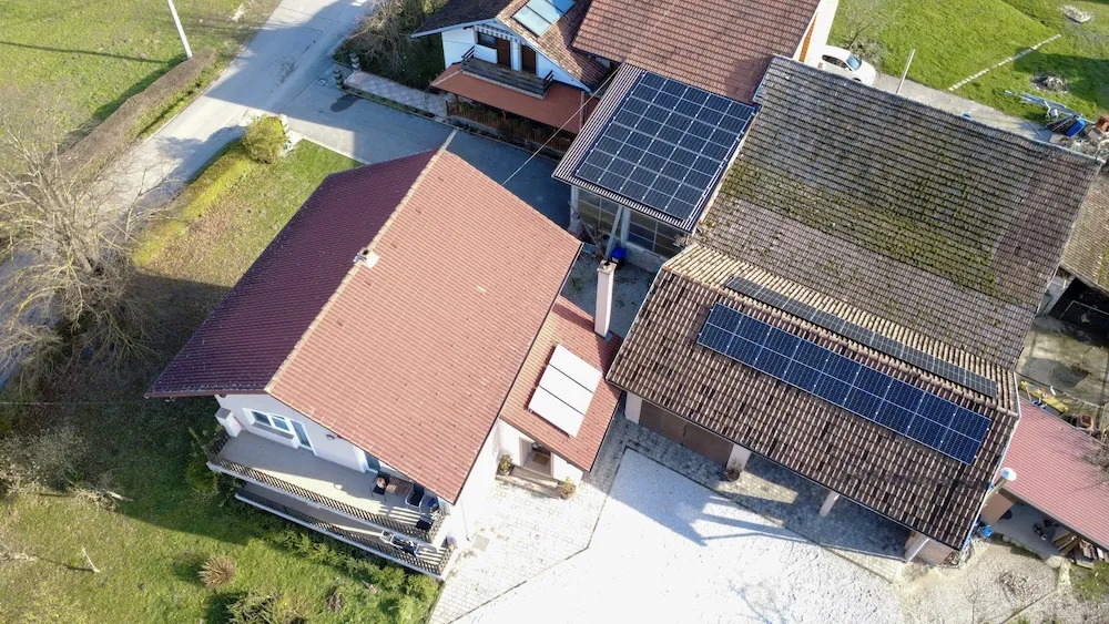 Solarna elektrana, pogled dronom, Donji Desinec