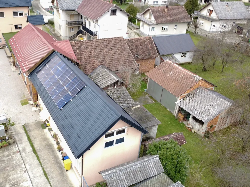 Solarna elektrana, pogled dronom, Sesvete
