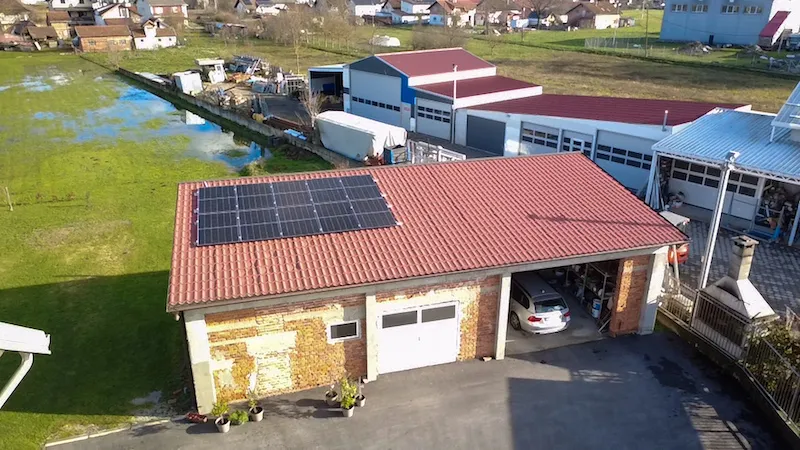 Solarna elektrana, pogled dronom, Dumovec