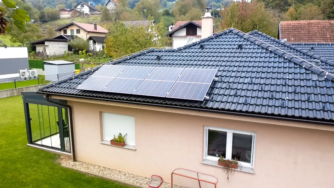 Solarna elektrana, pogled dronom, Bregana