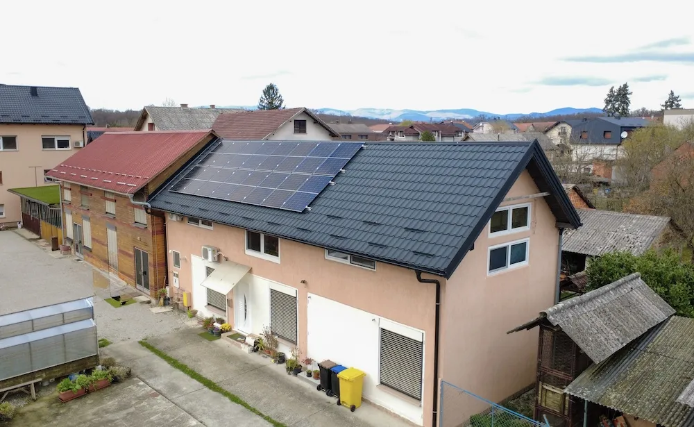 Solarna elektrana, pogled dronom, Sesvete